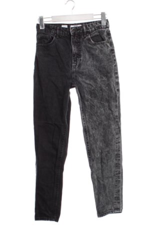 Dámské džíny  Bershka, Velikost XS, Barva Vícebarevné, Cena  368,00 Kč, #136917438