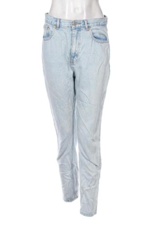 Дамски дънки Pull&Bear, Размер M, Цвят Син, Цена 19,42 €, #136918961