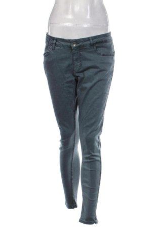 Blugi de femei Blue Fire Co, Mărime L, Culoare Albastru, Preț 41,71 Lei, #136921364