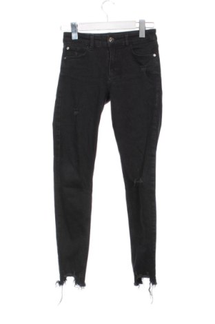 Damskie jeansy Bershka, Rozmiar XS, Kolor Czarny, Cena 64,76 zł, #136924339