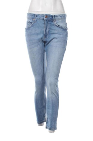Dámské džíny  Bershka, Velikost M, Barva Modrá, Cena  309,00 Kč, #136927602