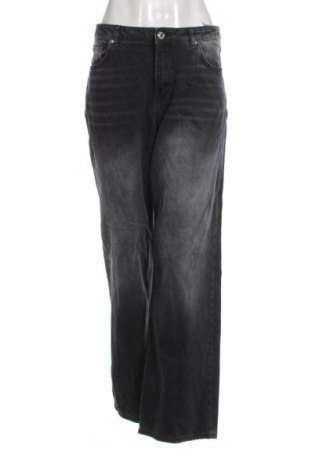 Női farmernadrág Bershka, Méret M, Szín Fekete, Ár 6 619 Ft, #136931926
