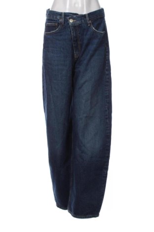 Dámske džínsy  Zara, Veľkosť M, Farba Modrá, Cena  17,95 €, #136938048