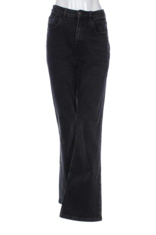 Damskie jeansy Sinsay, Rozmiar L, Kolor Czarny, Cena 75,02 zł, #136954464