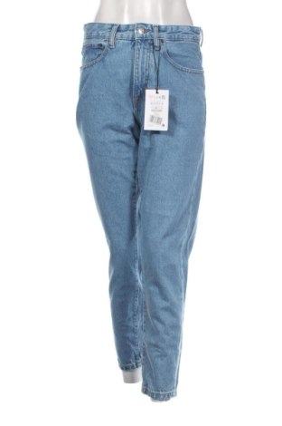 Dámské džíny  Pull&Bear, Velikost M, Barva Modrá, Cena  599,00 Kč, #136956977
