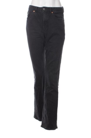 Dámske džínsy  Stradivarius, Veľkosť S, Farba Čierna, Cena  12,00 €, #136958424