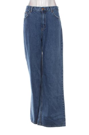 Damskie jeansy Pull&Bear, Rozmiar L, Kolor Niebieski, Cena 59,27 zł, #136960358