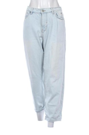 Damskie jeansy Pull&Bear, Rozmiar L, Kolor Niebieski, Cena 75,02 zł, #136962645