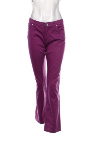 Damskie jeansy United Colors Of Benetton, Rozmiar L, Kolor Fioletowy, Cena 107,17 zł, #136969081