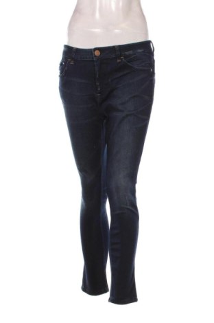 Damskie jeansy Calvin Klein, Rozmiar L, Kolor Niebieski, Cena 214,34 zł, #136974903