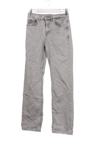 Damskie jeansy Stradivarius, Rozmiar XS, Kolor Szary, Cena 44,99 zł, #136986281