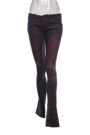 Damskie jeansy Diesel, Rozmiar M, Kolor Fioletowy, Cena 276,50 zł, #136994744