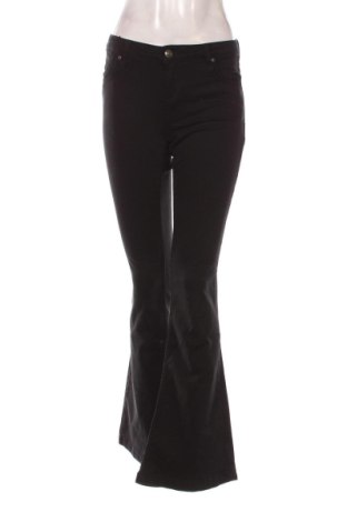 Дамски дънки Bershka, Размер M, Цвят Черен, Цена 11,00 €, #137018454