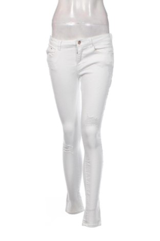Damskie jeansy ONLY, Rozmiar M, Kolor Biały, Cena 177,99 zł, #137033075