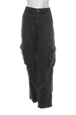 Дамски дънки Bershka, Размер M, Цвят Черен, Цена 14,00 €, #136741007