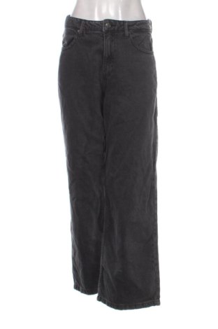 Damen Jeans Pull&Bear, Größe M, Farbe Grau, Preis 14,00 €, #136976457