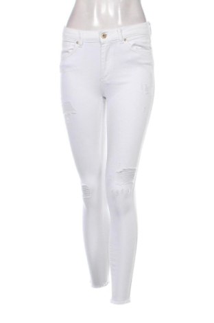 Blugi de femei ONLY, Mărime S, Culoare Alb, Preț 121,17 Lei, #136993097