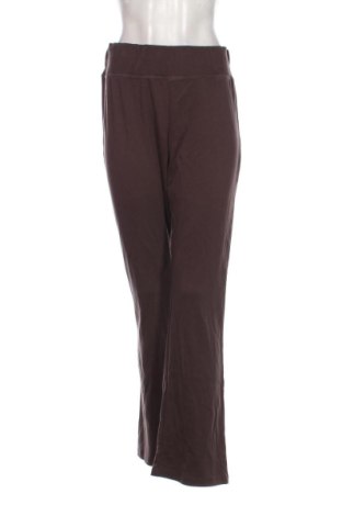 Pantaloni de velvet de femei C&A, Mărime L, Culoare Maro, Preț 36,74 Lei, #137021978