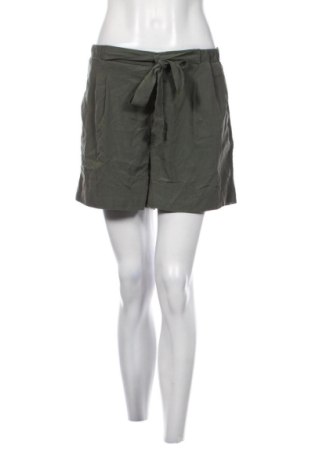 Damen Shorts Mango, Größe M, Farbe Grün, Preis 11,00 €, #136902363