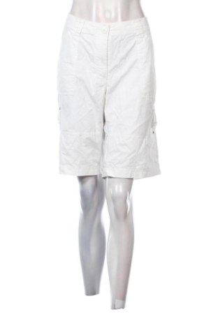 Pantaloni scurți de femei H&M, Mărime XXL, Culoare Alb, Preț 56,99 Lei, #136926388