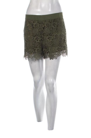 Дамски къс панталон ONLY, Размер XL, Цвят Зелен, Цена 7,00 €, #136945510