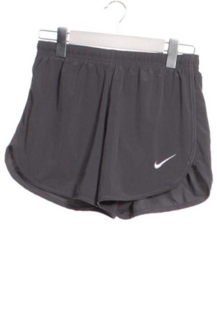 Dámské kraťasy  Nike, Velikost XS, Barva Šedá, Cena  479,00 Kč, #136978924