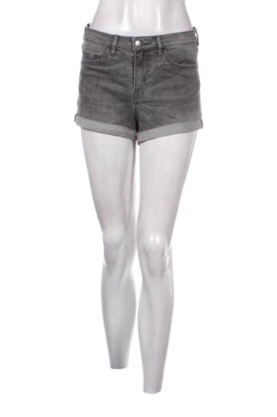 Damskie szorty H&M, Rozmiar M, Kolor Szary, Cena 40,99 zł, #136982702