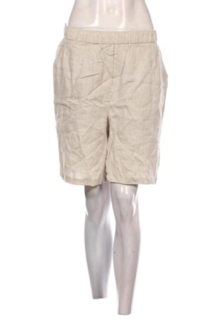 Дамски къс панталон Oysho, Размер S, Цвят Бежов, Цена 15,84 €, #137001282