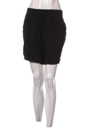 Dámské kraťasy  C&A, Velikost XL, Barva Černá, Cena  279,00 Kč, #137003161