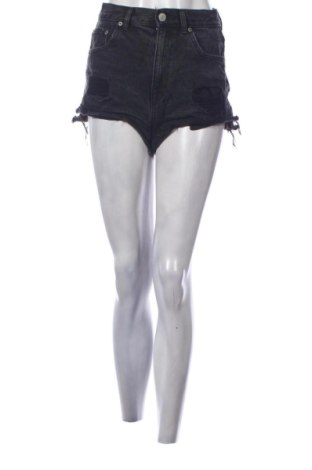 Dámske kraťasy  Pull&Bear, Veľkosť S, Farba Čierna, Cena  9,95 €, #137004414