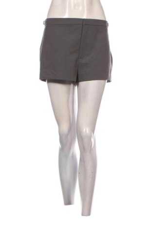 Dámske kraťasy  Pull&Bear, Veľkosť M, Farba Sivá, Cena  5,95 €, #137005045