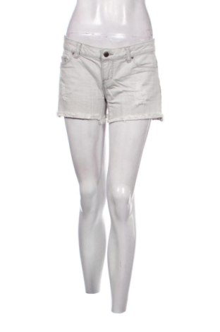 Damen Shorts ONLY, Größe L, Farbe Ecru, Preis 11,00 €, #137017041