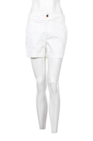 Γυναικείο κοντό παντελόνι H&M, Μέγεθος M, Χρώμα Λευκό, Τιμή 13,07 €, #137031979