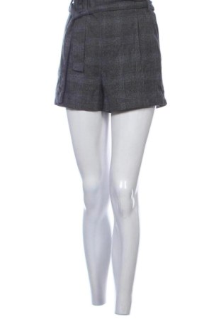 Dámské kraťasy  Pull&Bear, Velikost S, Barva Šedá, Cena  129,00 Kč, #136934739