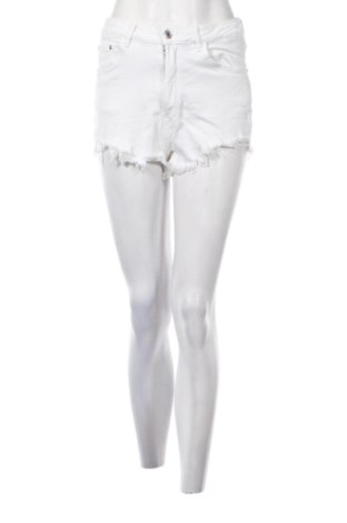Дамски къс панталон Zara, Размер M, Цвят Бял, Цена 9,80 €, #136950894