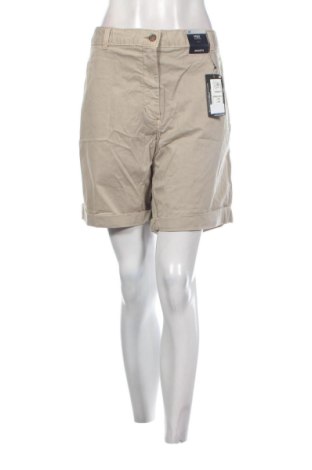 Дамски къс панталон Marks & Spencer, Размер 3XL, Цвят Бежов, Цена 19,94 €, #136952598