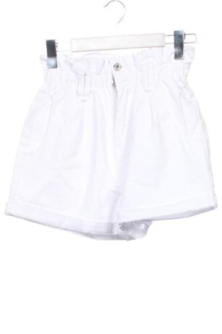 Pantaloni scurți de femei SHEIN, Mărime XS, Culoare Alb, Preț 47,00 Lei, #137031733