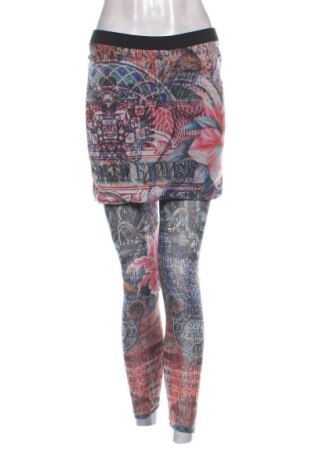 Дамски клин Desigual, Размер M, Цвят Многоцветен, Цена 29,00 €, #137008513
