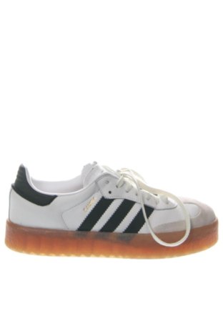 Női cipők Adidas, Méret 38, Szín Fehér, Ár 35 609 Ft, #136997157
