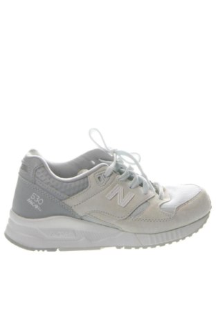 Încălțăminte de damă New Balance, Mărime 37, Culoare Multicolor, Preț 371,99 Lei, #136690687