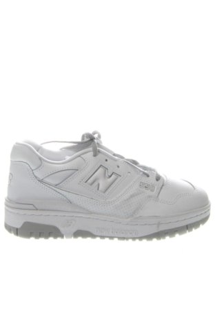 Дамски обувки New Balance, Размер 38, Цвят Бял, Цена 84,36 €, #136976280