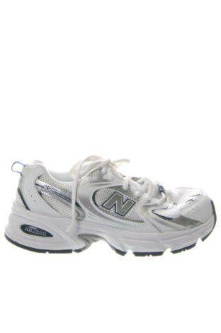 Дамски обувки New Balance, Размер 36, Цвят Бял, Цена 104,81 €, #136978559