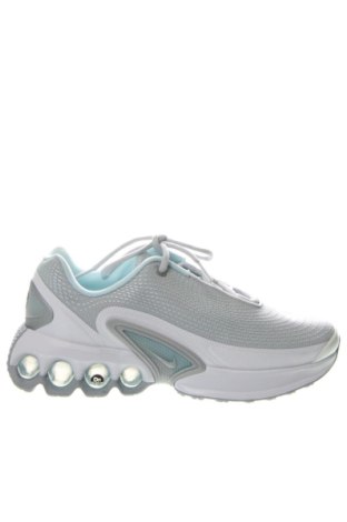 Дамски обувки Nike, Размер 40, Цвят Сребрист, Цена 104,81 €, #136995291