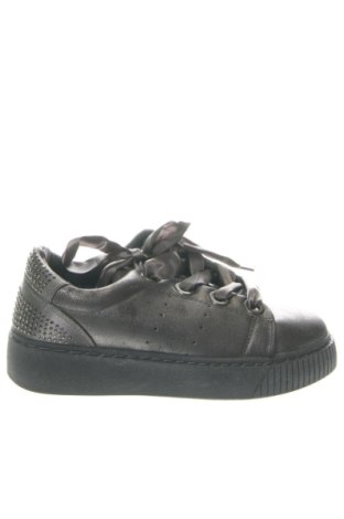 Damenschuhe Unbranded, Größe 38, Farbe Silber, Preis € 28,06, #136966856