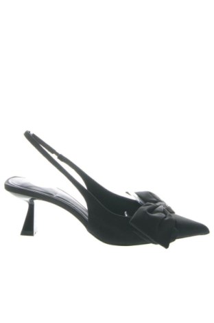 Obuwie damskie Zara, Rozmiar 39, Kolor Czarny, Cena 102,99 zł, #136970314