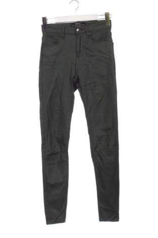 Damskie spodnie Stradivarius, Rozmiar S, Kolor Zielony, Cena 53,58 zł, #136924692