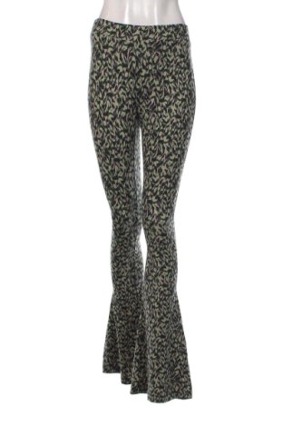 Pantaloni de femei WE, Mărime S, Culoare Multicolor, Preț 26,99 Lei, #136929263