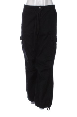 Pantaloni de femei Bershka, Mărime M, Culoare Negru, Preț 51,73 Lei, #136936143