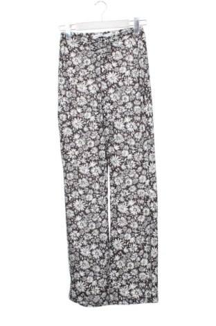 Дамски панталон Bershka, Размер XS, Цвят Многоцветен, Цена 11,00 €, #136961183