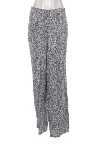 Dámske nohavice Sinsay, Veľkosť XXL, Farba Viacfarebná, Cena  21,02 €, #136993427